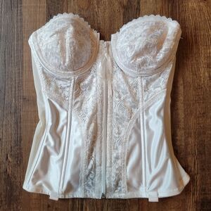 Frederick's Of Hollywood White Lace Corset